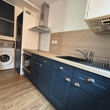 6 Personnes - Lit King Size - Balneo - Wifi Le Puy-en-Velay